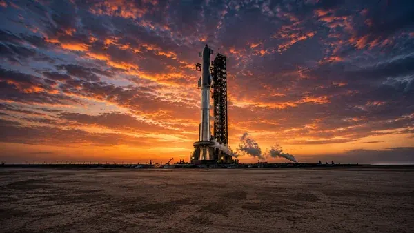 SpaceX Starship awaiting launch at Boca Chica, Texas, marking the latest chapter in SpaceX history and its goal of reaching Mars